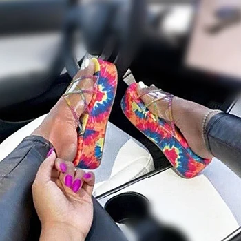 Kadınlar Kristal Düz Platform Bayanlar Renkli Şeffaf Terlik Kadın Burnu açık rahat ayakkabılar kadın Plaj Slaytlar Artı Boyutu