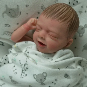 30 CM Mini Yeniden Doğmuş Bebek 12 İnç Sevimli Gülümseme Gamzeler Bez Vücut Bebe Reborn El Boyalı Gerçekçi Yumuşak Bebek Kawaii Oyuncak doğum günü hediyesi