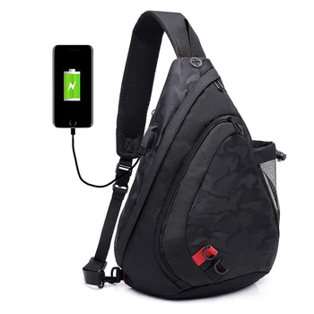 Erkek Crossbody Çanta Su Geçirmez Kumaş Erkek Küçük Siyah Kamuflaj Sling Göğüs Çantası Bir omuz çantaları Sırt Çantası USB Portu ile