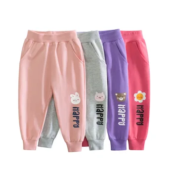 Kızlar Sonbahar spor pantolon 2023 Yeni Rahat Pamuklu çocuk pantolonları Elastik Bel Karikatür Mektup Baskı Sweatpant Kız için