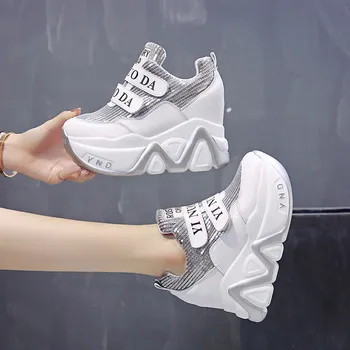 2021 Yeni Süper yangın bayan botları moda platform ayakkabılar rahat artan kadın Patik sonbahar kış kalın tabanlı Kadın sneake