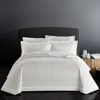 Düz renk İskandinav %100 % pamuklu yatak örtüleri Yatak topper işlemeli kapitone yatak yatak örtüsü seti üç düz yatak örtüsü lüks tüy