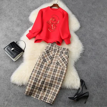Kadın giyim Seti Sonbahar 2021 Yeni Yuvarlak Boyun Gevşek Payetli Kırmızı Kazak + Bölünmüş Ekose Etek İki Parçalı Set Kadın S-XL