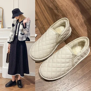 Pamuklu ayakkabılar 2022 Kış Ceket Peluş Sıcak Ekmek Ayakkabı Düz Tabanlı Kalınlaşmış tek ayakkabı Çok Yönlü rahat ayakkabılar kadın Moda