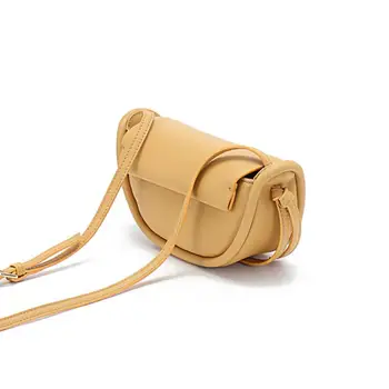 2021 Yeni Moda Hilal omuzdan askili çanta Kadın Hakiki Deri Mini Messenger Çantalar Lüks Tasarımcı Bayanlar Küçük Crossbody Çanta