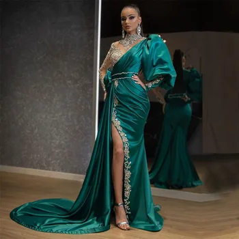 Vestidos Arapça Abiye 2021 Yüksek Boyun Boncuklu Rhinestones Yan Bölünmüş Yeşil Seksi Balo elbisesi Uzun Kollu Örgün Parti