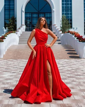 Kırmızı Bir Omuz Bölünmüş Balo Elbise 2022 Kadınlar Örgün Parti Gece Vestidos A-Line Saten Zarif Uzun Abiye giyim