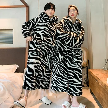 Çift Pazen Uzun bornoz Ev Giyim Kış Kalın Mercan Polar Pijama Zebra Baskı Elbise Kış Kapşonlu Gecelik