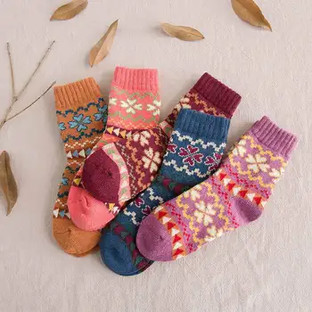 5 Pairs Bayan Kalın Çorap Yün Termal Sıcak Örgü İskandinav Bayanlar Çorap Kış Yün Kalın sıcak tutan çoraplar Yumuşak Kat Çorap
