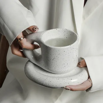 INS Tarzı Seramik Sıcak Kakao Kahve Kupa Yaratıcı Öğleden Sonra çay bardağı Seti Suyu Süt Tatlı 300ML su bardağı Tabağı ile