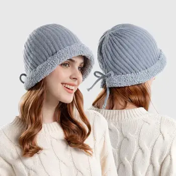 Kadınlar İçin kış Şapka örgü şapkalar Peluş Kızlar Açık Sıcak kulak koruyucu Kalınlaşmış Soğuk geçirmez Rahat Katı Gorra Mujer Kasketleri