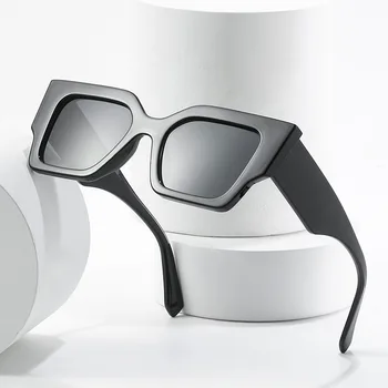 Lüks Boy Kare Güneş Kadınlar Yeni Retro Büyük Çerçeve Leopar güneş gözlüğü Kadın UV400 Shades Gözlük Oculos