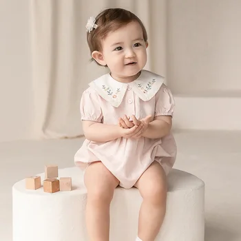2022 Kore Baskı Yaz Kısa Kollu bebeğin Ha Tunik Sevimli Dövmeli Düz Pamuklu Yumuşak Kumaş bebek tulumu Tırmanma